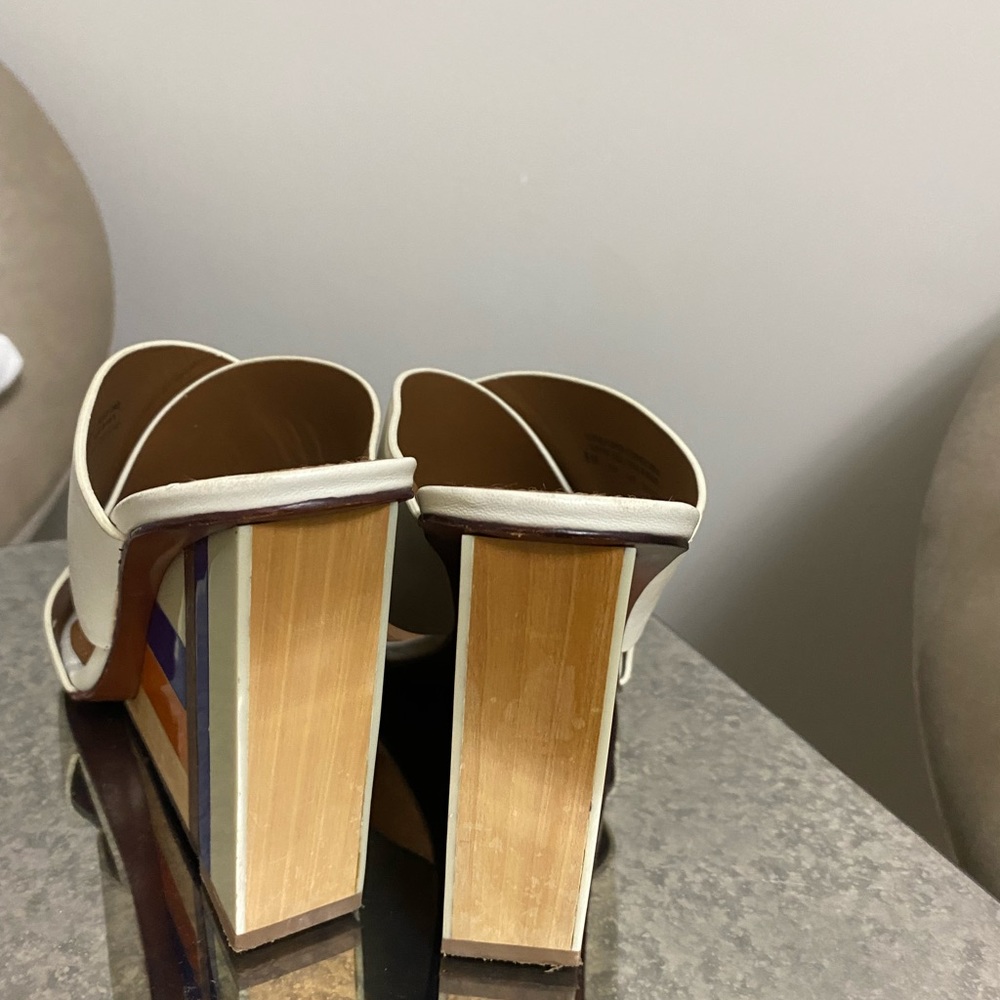 Tory Burch Sandal Wedge - Picture 3 of 3
